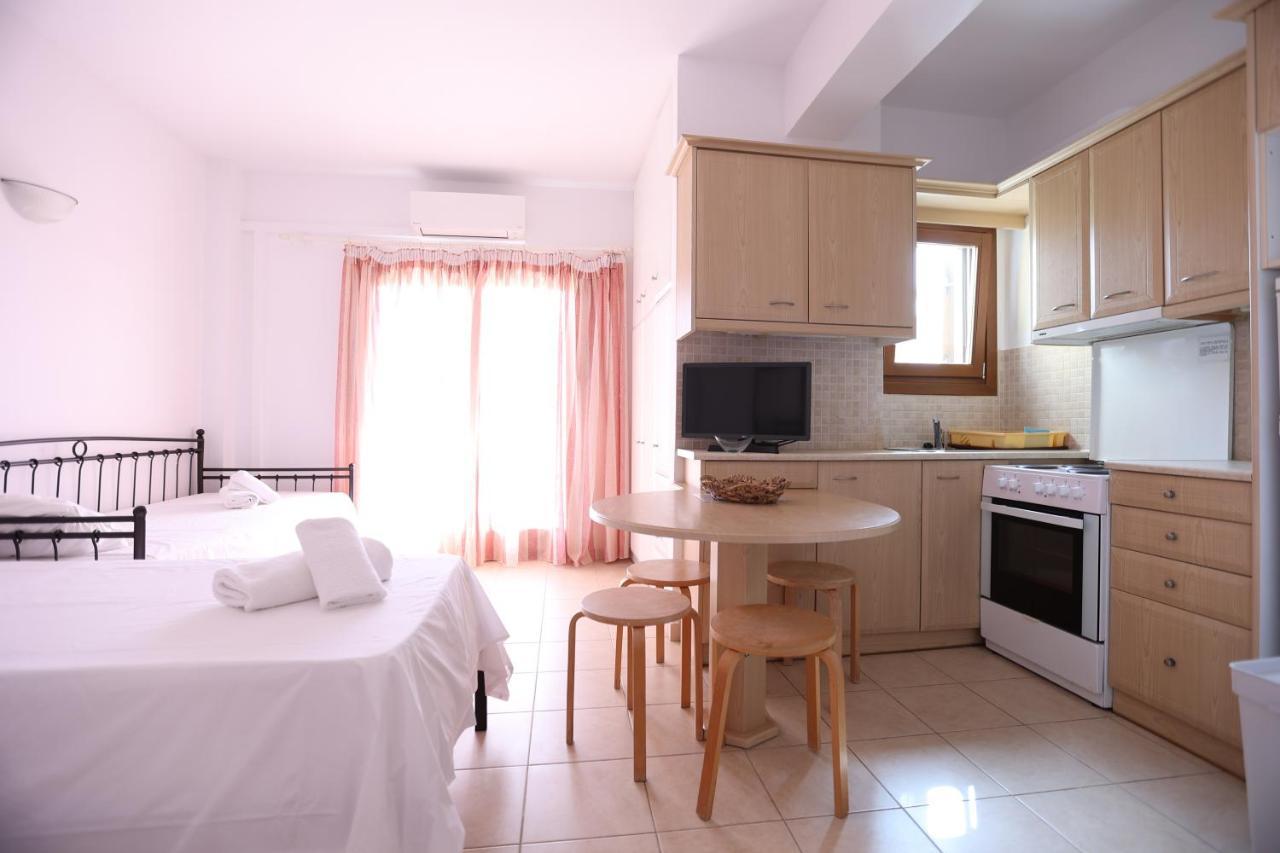 Seaside Gialova Daire Pylos Dış mekan fotoğraf