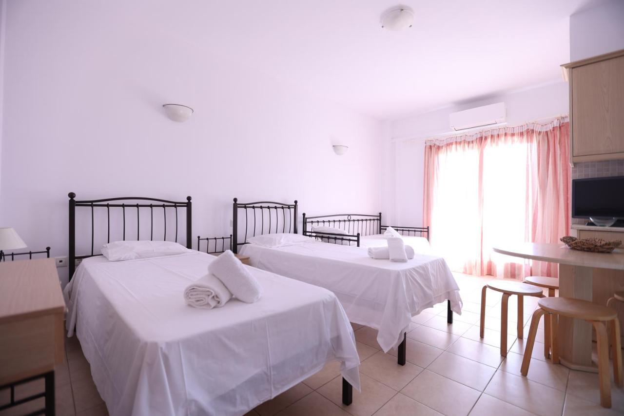 Seaside Gialova Daire Pylos Dış mekan fotoğraf