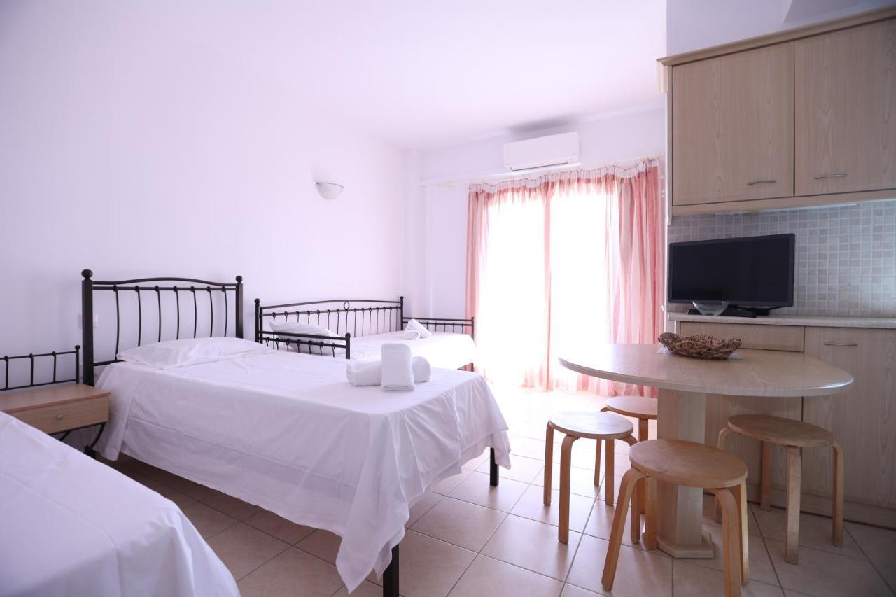 Seaside Gialova Daire Pylos Dış mekan fotoğraf